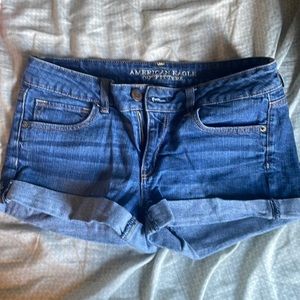 American Eagle “stretch” Jean shorts size 10